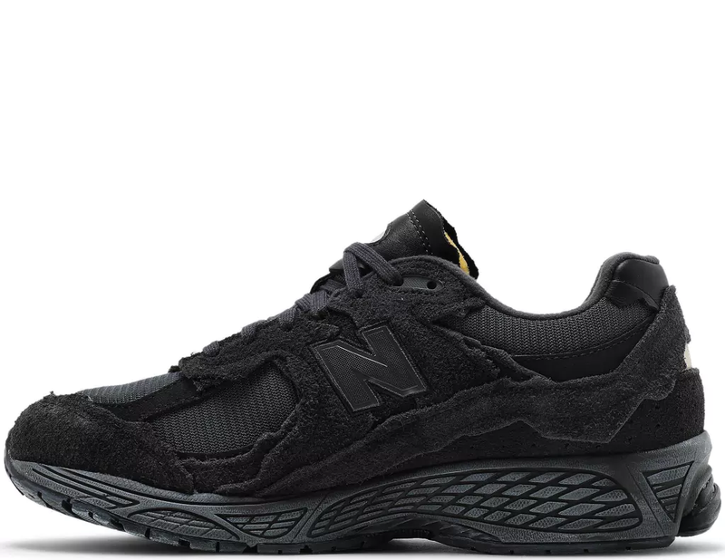 New Balance 2002r "Black Phantom"