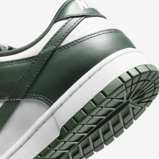 Nike Dunk Low "Michigan State"