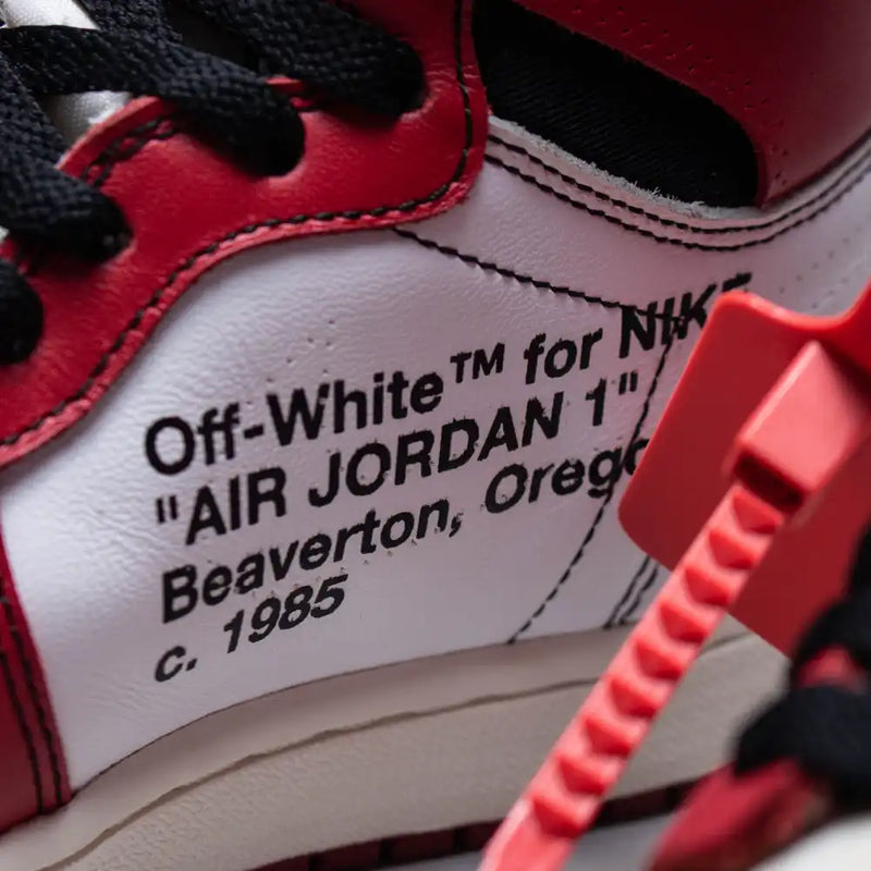 Off-White x Air Jordan 1 Chicago