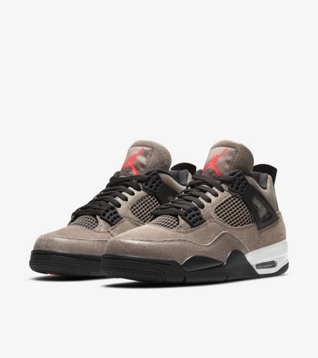 Air Jordan 4 Taupe Haze